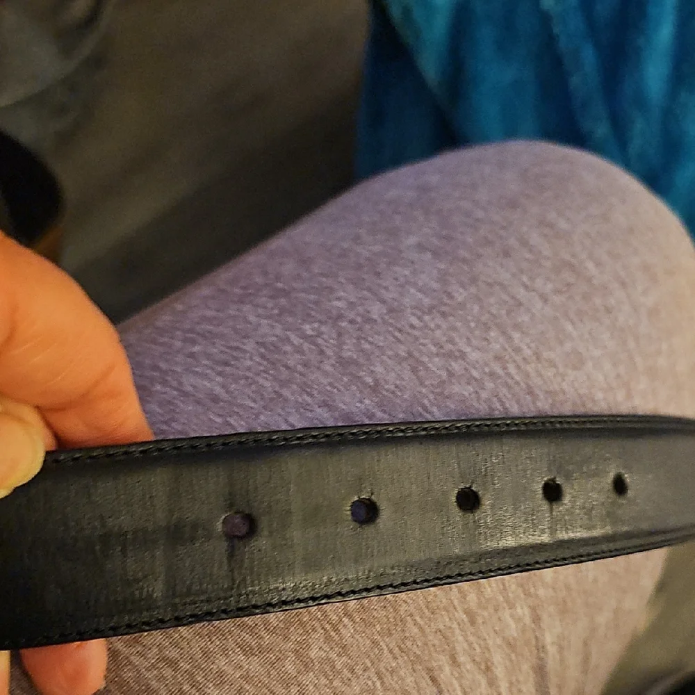 Allen Edmonds Black Leather Belt - Picture 5 of 7